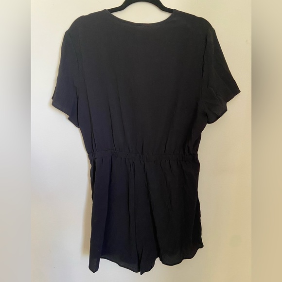 Sweaty rocks tie romper - Picture 4 of 7